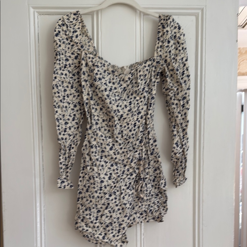 REFORMATION Elegant White and Blue Long Sleeve Dress